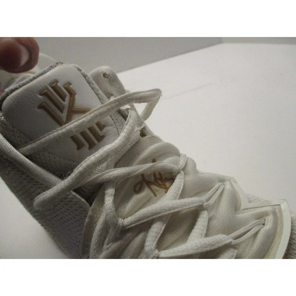 Nike Kyrie 5 GS Irish Sneakers Youth 7 White Metallic Gold AQ2456-170 EUC Read